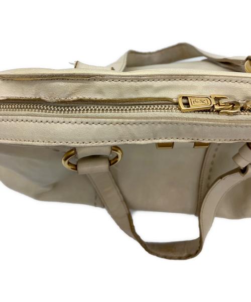 Yves Saint Laurent（イヴサンローラン）Yves Saint Laurent (イヴサンローラン) ハンドバッグ アイボリーの古着・服飾アイテム