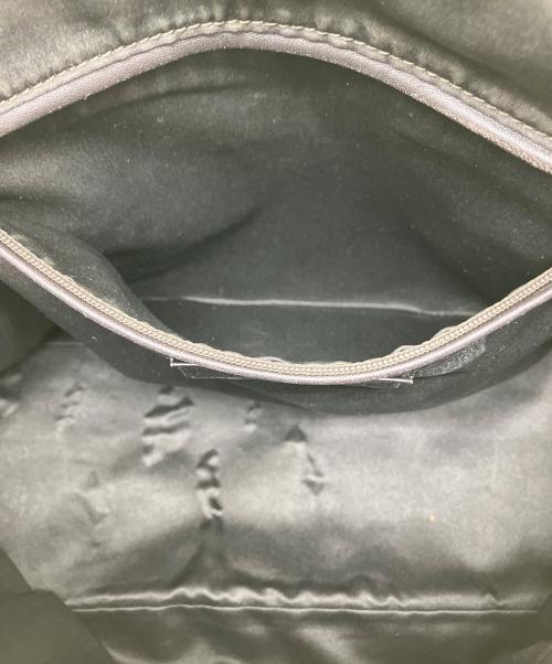 Yves Saint Laurent（イヴサンローラン）Yves Saint Laurent (イヴサンローラン) ハンドバッグ アイボリーの古着・服飾アイテム