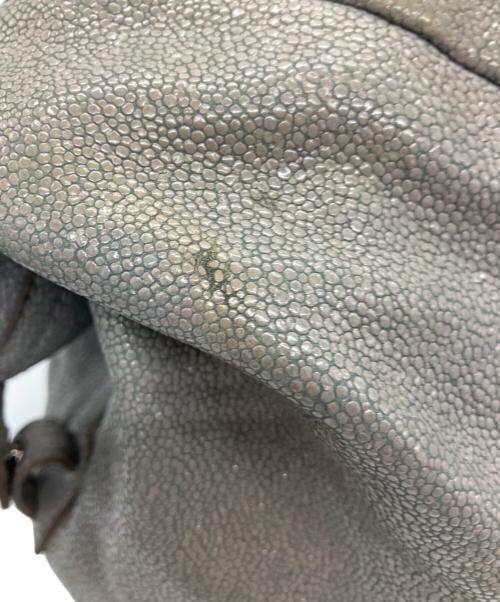 Yves Saint Laurent（イヴサンローラン）Yves Saint Laurent (イヴサンローラン) ハンドバッグ グレーの古着・服飾アイテム