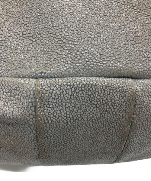 Yves Saint Laurent（イヴサンローラン）Yves Saint Laurent (イヴサンローラン) ハンドバッグ グレーの古着・服飾アイテム