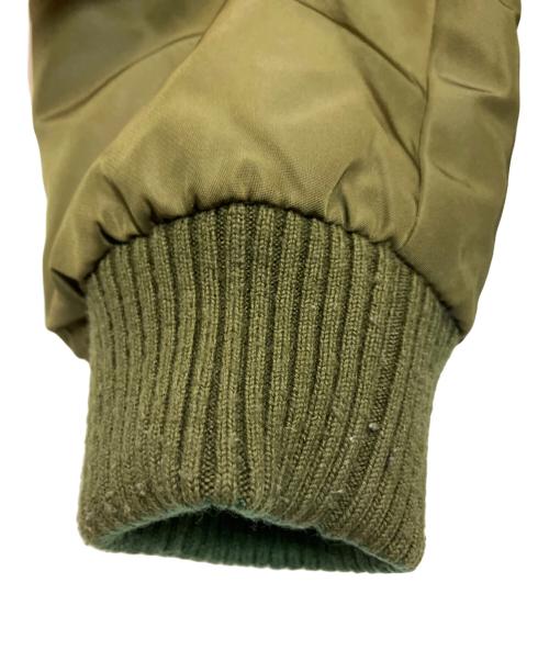 LOONEY TUNES（ルーニーチューンズ）LOONEY TUNES (ルーニーチューンズ) Brave-man リバーシブルスカジャン カーキ×グリーン サイズ:Mの古着・服飾アイテム