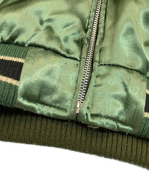 LOONEY TUNES（ルーニーチューンズ）LOONEY TUNES (ルーニーチューンズ) Brave-man リバーシブルスカジャン カーキ×グリーン サイズ:Mの古着・服飾アイテム