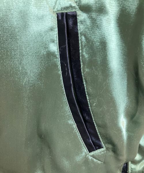 LOONEY TUNES（ルーニーチューンズ）LOONEY TUNES (ルーニーチューンズ) Brave-man リバーシブルスカジャン カーキ×グリーン サイズ:Mの古着・服飾アイテム