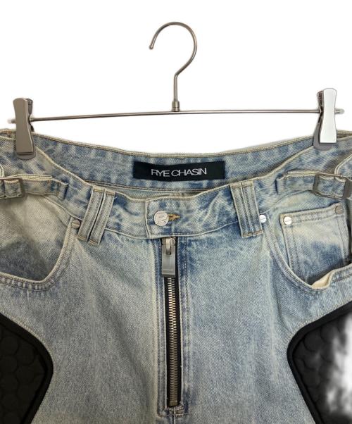 RYE CHASIN（ライチェイシン）RYE CHASIN (ライチェイシン) WASHED BLUE RACING BAGGY JEANS スカイブルー サイズ:Mの古着・服飾アイテム