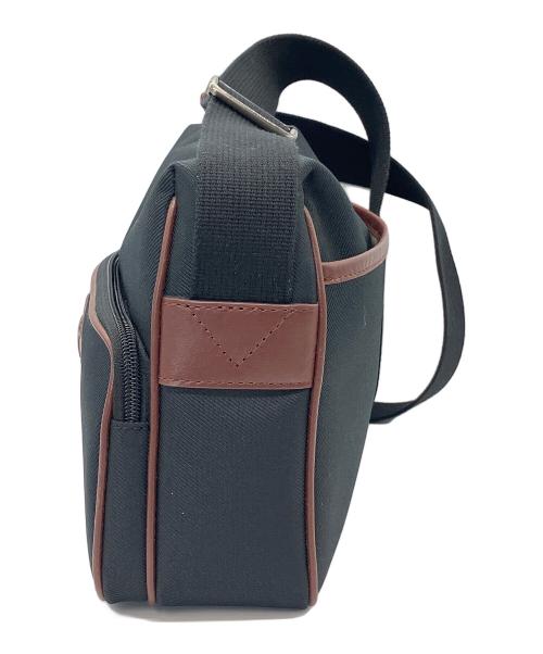 HUNTING WORLD（ハンティングワールド）HUNTING WORLD (ハンティングワールド) ショルダーバッグ ブラックの古着・服飾アイテム