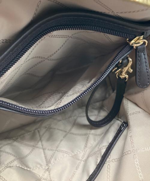 MICHAEL KORS（マイケル・コース）MICHAEL KORS (マイケル・コース) リュック ベージュ×ブラウンの古着・服飾アイテム