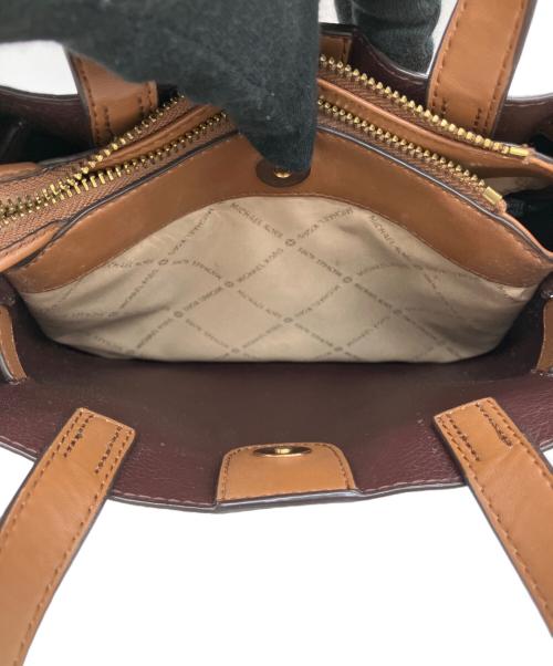 MICHAEL KORS（マイケルコース）MICHAEL KORS (マイケルコース) ハンドバッグの古着・服飾アイテム