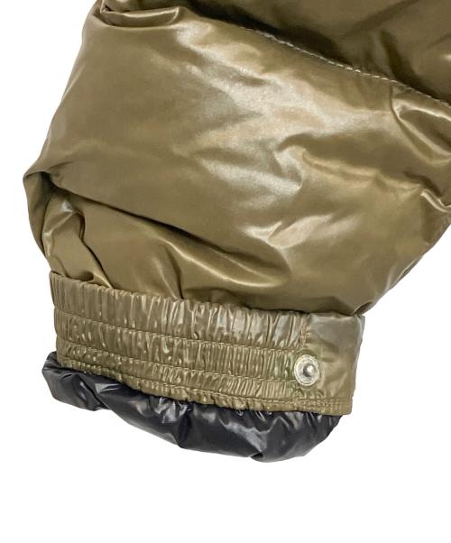 MONCLER（モンクレール）MONCLER (モンクレール) ダウンジャケット カーキ サイズ:Lの古着・服飾アイテム