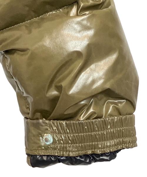 MONCLER（モンクレール）MONCLER (モンクレール) ダウンジャケット カーキ サイズ:Lの古着・服飾アイテム