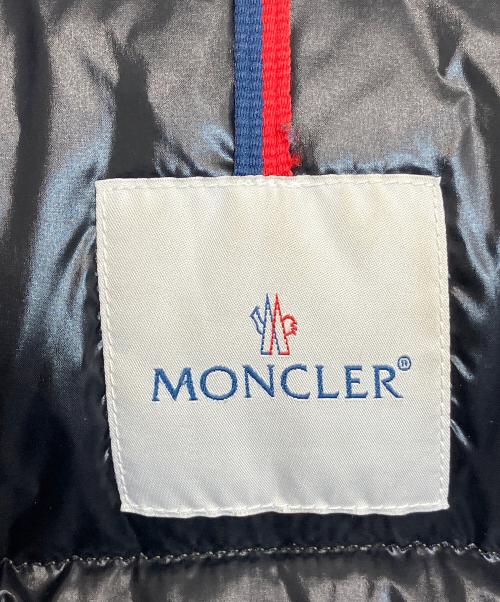 MONCLER（モンクレール）MONCLER (モンクレール) ダウンジャケット カーキ サイズ:Lの古着・服飾アイテム