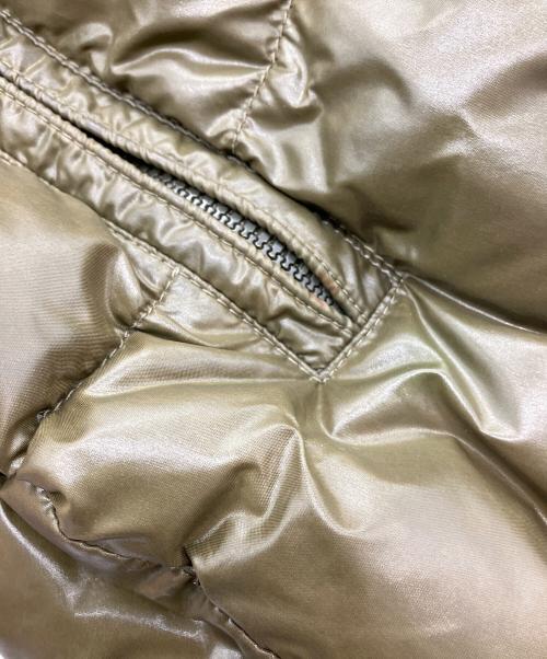 MONCLER（モンクレール）MONCLER (モンクレール) ダウンジャケット カーキ サイズ:Lの古着・服飾アイテム