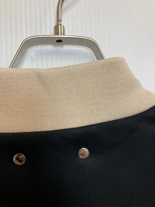 LOUIS VUITTON（ルイ ヴィトン）LOUIS VUITTON (ルイ ヴィトン) スタジャン アイボリー×ブラック サイズ:50の古着・服飾アイテム