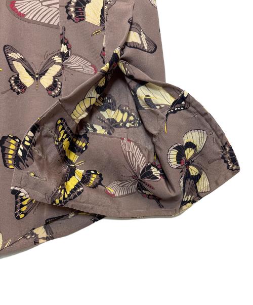 GUCCI（グッチ）GUCCI (グッチ) シルクシャツ ブラウン サイズ:42 （16 1/2）の古着・服飾アイテム