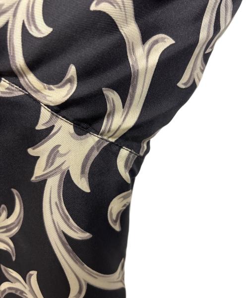 GIANNI VERSACE（ジャンニ・ヴェルサーチ）GIANNI VERSACE (ジャンニ・ヴェルサーチ) シルクシャツ ブラック×ブルー サイズ:48の古着・服飾アイテム