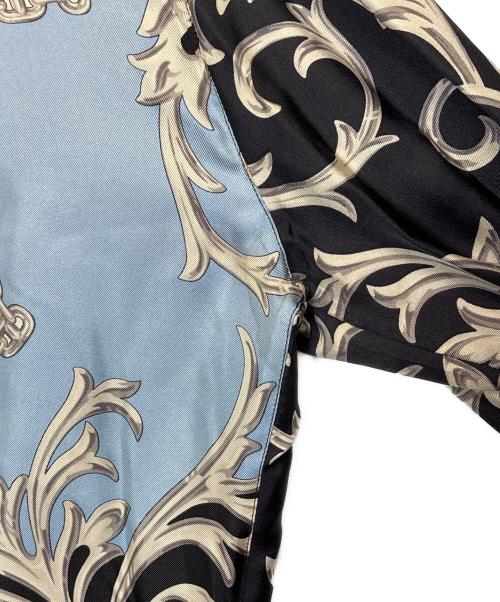GIANNI VERSACE（ジャンニ・ヴェルサーチ）GIANNI VERSACE (ジャンニ・ヴェルサーチ) シルクシャツ ブラック×ブルー サイズ:48の古着・服飾アイテム