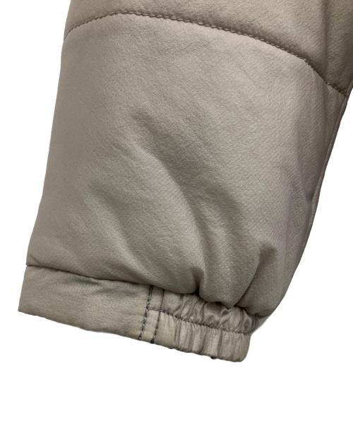 mont-bell（モンベル）mont-bell (モンベル) サーマラップ パーカ ベージュ/ネイビー サイズ:XLの古着・服飾アイテム