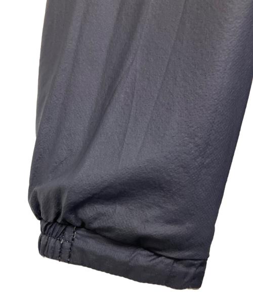 mont-bell（モンベル）mont-bell (モンベル) サーマラップ パーカ ベージュ/ネイビー サイズ:XLの古着・服飾アイテム