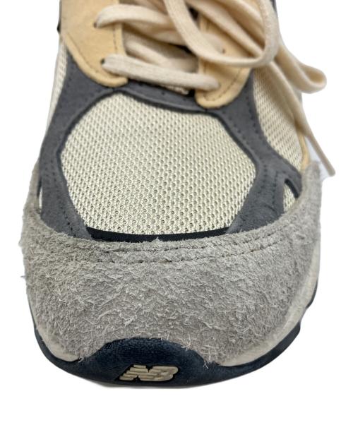 NEW BALANCE（ニューバランス）NEW BALANCE (ニューバランス) スニーカー　 アイボリー×グレー サイズ:28の古着・服飾アイテム