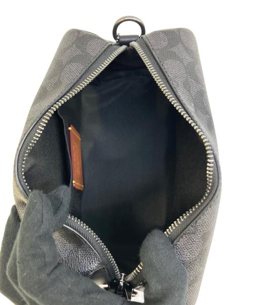 COACH（コーチ）COACH (コーチ) アクセルクロスボディバッグ ブラックの古着・服飾アイテム