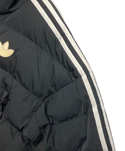 adidas（アディダス）adidas (アディダス) クロップド中綿ジャケット ブラック サイズ:Mの古着・服飾アイテム