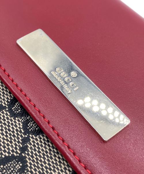 GUCCI（グッチ）GUCCI (グッチ) 2つ折り財布 レッド×ベージュの古着・服飾アイテム