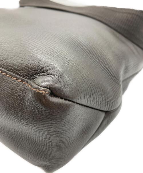 LOUIS VUITTON（ルイ ヴィトン）LOUIS VUITTON (ルイ ヴィトン) ショルダーバッグ ブラウンの古着・服飾アイテム