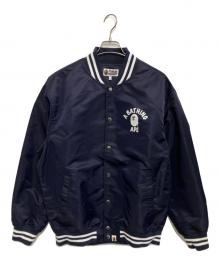 A BATHING APE（アベイシングエイプ）の古着「スタジャン」｜ネイビー