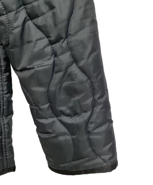 AVIREX（アヴィレックス）AVIREX (アヴィレックス) キルティングジャケット グレー サイズ:Mの古着・服飾アイテム