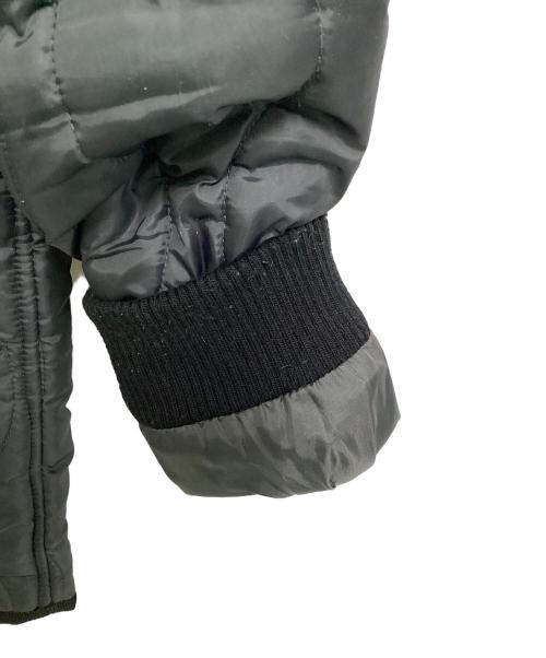 AVIREX（アヴィレックス）AVIREX (アヴィレックス) キルティングジャケット グレー サイズ:Mの古着・服飾アイテム