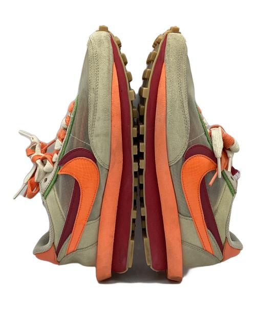 NIKE（ナイキ）NIKE (ナイキ) CLOT (クロット) sacai (サカイ) スニーカー ベージュ×オレンジ サイズ:26の古着・服飾アイテム