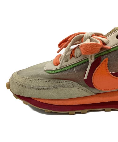 NIKE（ナイキ）NIKE (ナイキ) CLOT (クロット) sacai (サカイ) スニーカー ベージュ×オレンジ サイズ:26の古着・服飾アイテム