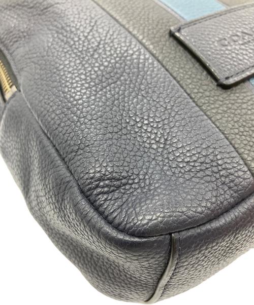 COACH（コーチ）COACH (コーチ) ボディーバッグ ネイビーの古着・服飾アイテム