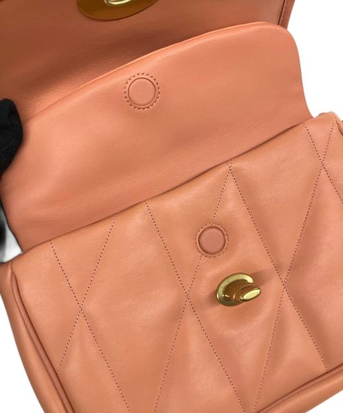 COACH（コーチ）COACH (コーチ) ピロー マディソン ショルダー バッグ コーラルピンクの古着・服飾アイテム