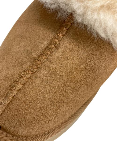 UGG（アグ）UGG (アグ) ムートンサンダル ブラウン サイズ:24の古着・服飾アイテム