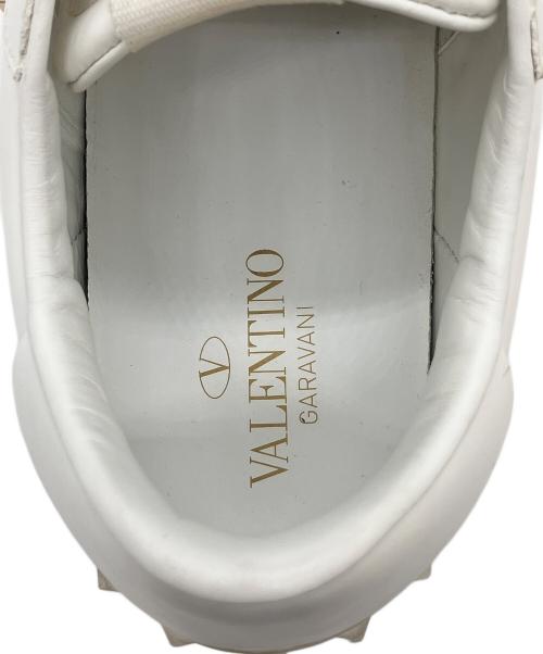 VALENTINO（ヴァレンティノ）VALENTINO (ヴァレンティノ) ロックスタッズスニーカー ホワイト サイズ:41の古着・服飾アイテム