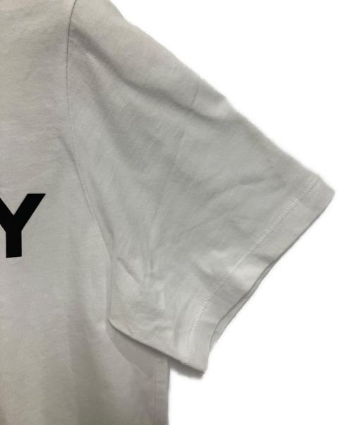 BURBERRY（バーバリー）BURBERRY (バーバリー) Tシャツ ホワイト サイズ:Mの古着・服飾アイテム