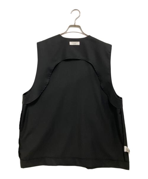 SOLAMONAT LARME（ソラモナラーム）SOLAMONAT LARME (ソラモナラーム) ノーカラーベスト ブラック サイズ:Mの古着・服飾アイテム