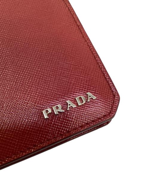PRADA（プラダ）PRADA (プラダ) 2つ折り財布 レッドの古着・服飾アイテム