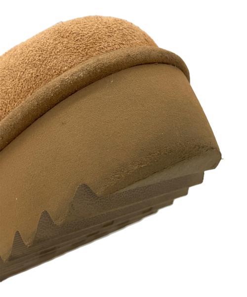 UGG（アグ）UGG (アグ) スリッポン ベージュ サイズ:23の古着・服飾アイテム