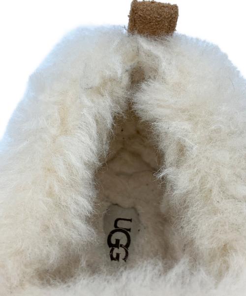 UGG（アグ）UGG (アグ) スリッポン ベージュ サイズ:23の古着・服飾アイテム