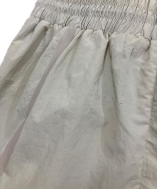unknown（アンノウン）unknown (アンノウン) ハーフパンツ ベージュ サイズ:Mの古着・服飾アイテム