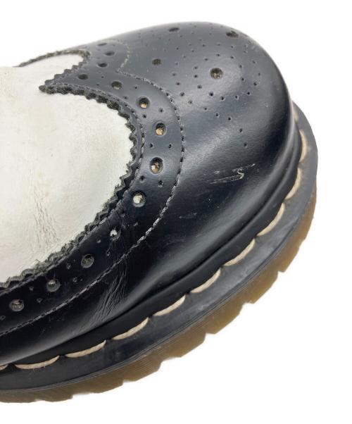 Dr.Martens（ドクターマーチン）Dr.Martens (ドクターマーチン) ブローグシューズ ホワイト×ブラック サイズ:27cmの古着・服飾アイテム