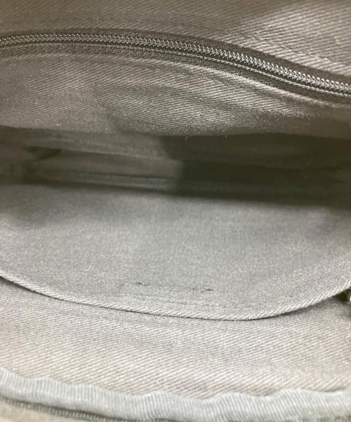 BURBERRY（バーバリー）BURBERRY (バーバリー) ボディーバッグ ベージュの古着・服飾アイテム