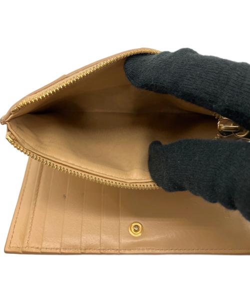 BOTTEGA VENETA（ボッテガベネタ）BOTTEGA VENETA (ボッテガベネタ) マキシイントレチャート ミディアム カセット ウォレット ベージュの古着・服飾アイテム