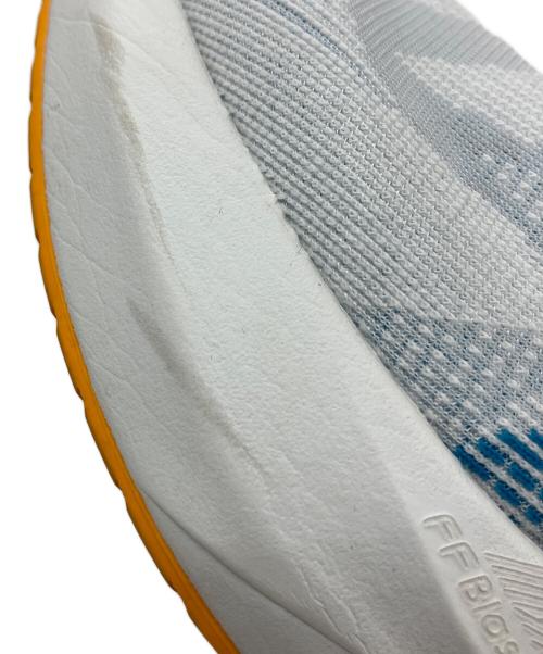 asics（アシックス）asics (アシックス) NOVABLAST5 ホワイト サイズ:27の古着・服飾アイテム