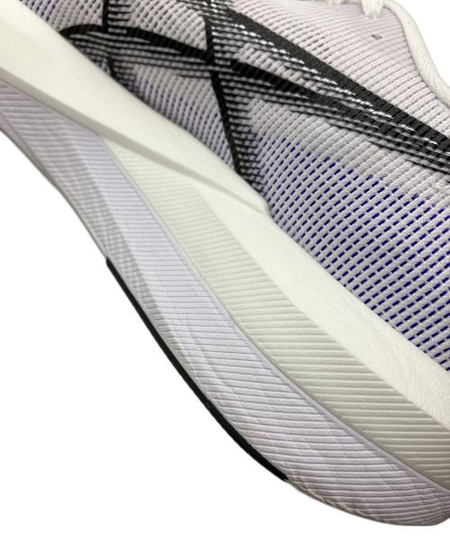 asics（アシックス）asics (アシックス) スニーカー ホワイト サイズ:27の古着・服飾アイテム