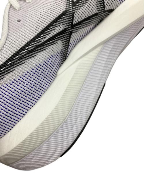 asics（アシックス）asics (アシックス) スニーカー ホワイト サイズ:27の古着・服飾アイテム