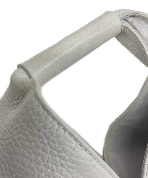 MM6 Maison Margiela（エムエムシックスメゾンマルジェラ）MM6 Maison Margiela (エムエムシックスメゾンマルジェラ) トートバッグ ホワイトの古着・服飾アイテム