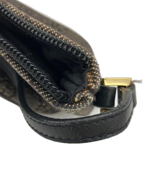 GUCCI（グッチ）GUCCI (グッチ) アクセサリーポーチ ブラックの古着・服飾アイテム