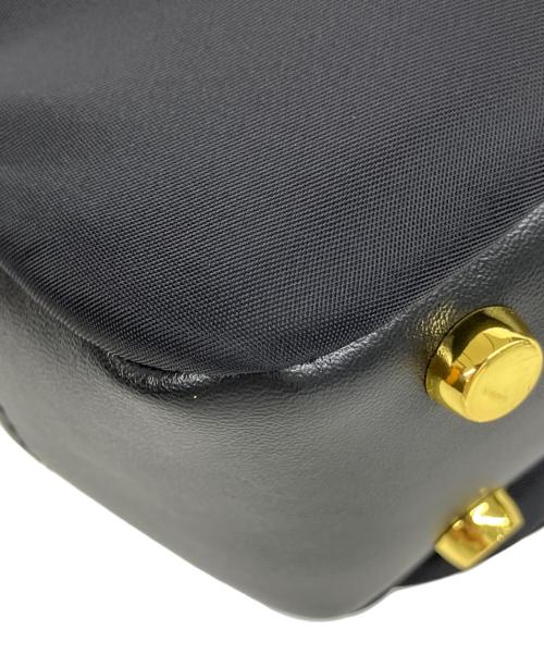 TUMI（トゥミ）TUMI (トゥミ) クロスボディバッグ ブラックの古着・服飾アイテム